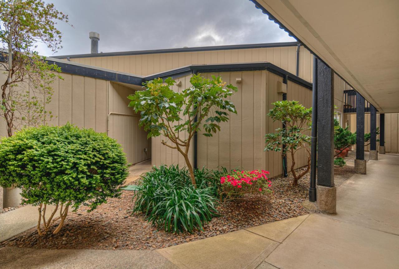 Surftides Plaza Rentals Lincoln City Exterior foto